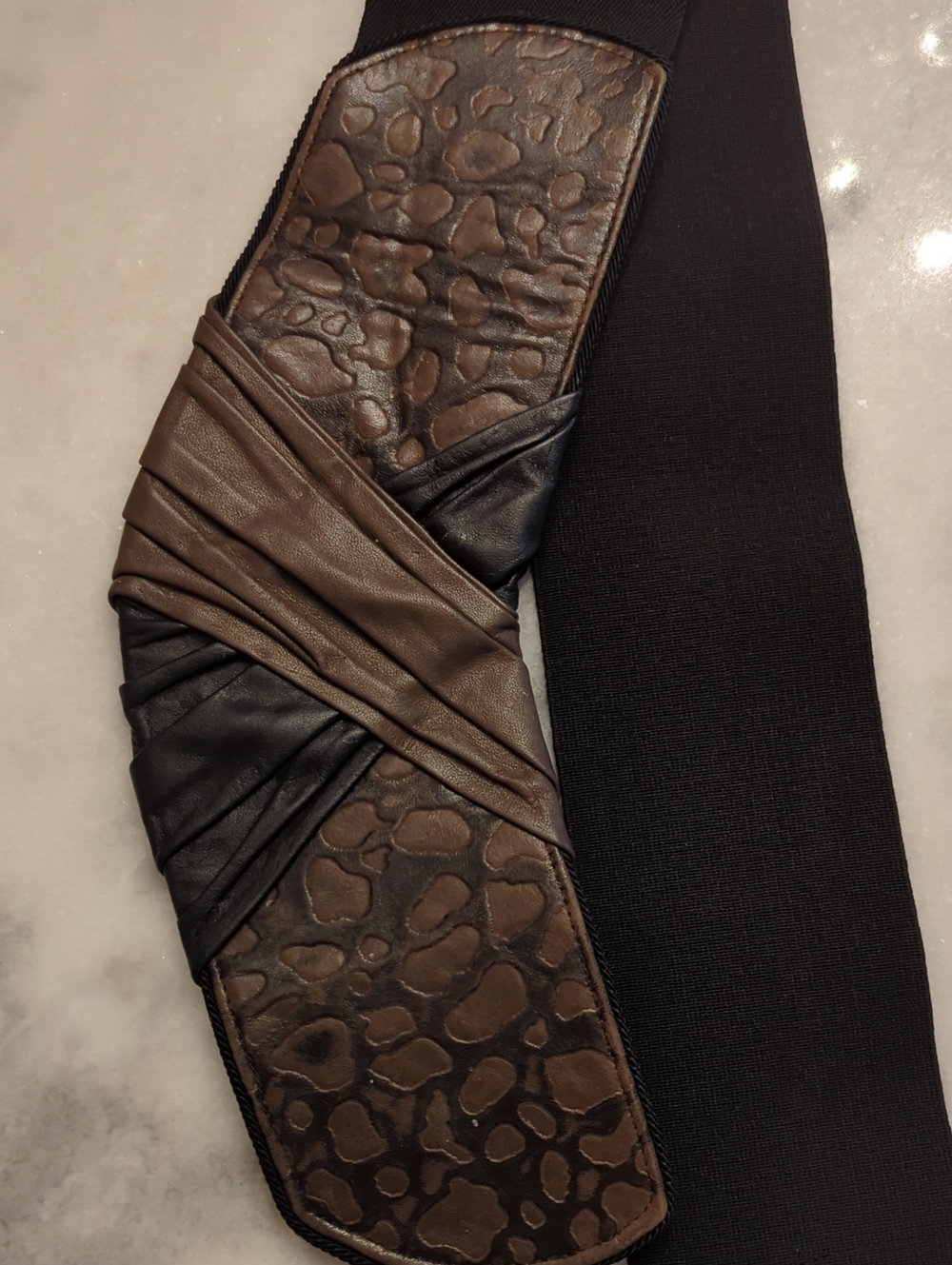 Vintage Selena's Collection 1988 Leather Animal Print Accent Wide Elastic Belt